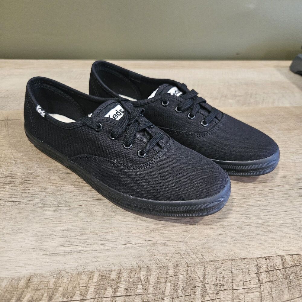 NIB Keds Women's US 5.5 Champion OC Black Canvas Classic Lace Up Sneakers + Box